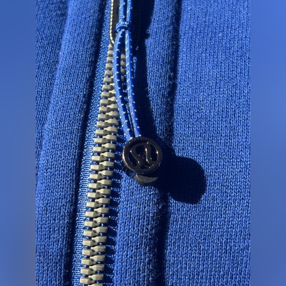 Lululemon Scuba Oversized Half-Zip Hoodie
Blazer Blue Tone size XS/S - Picture 8 of 8